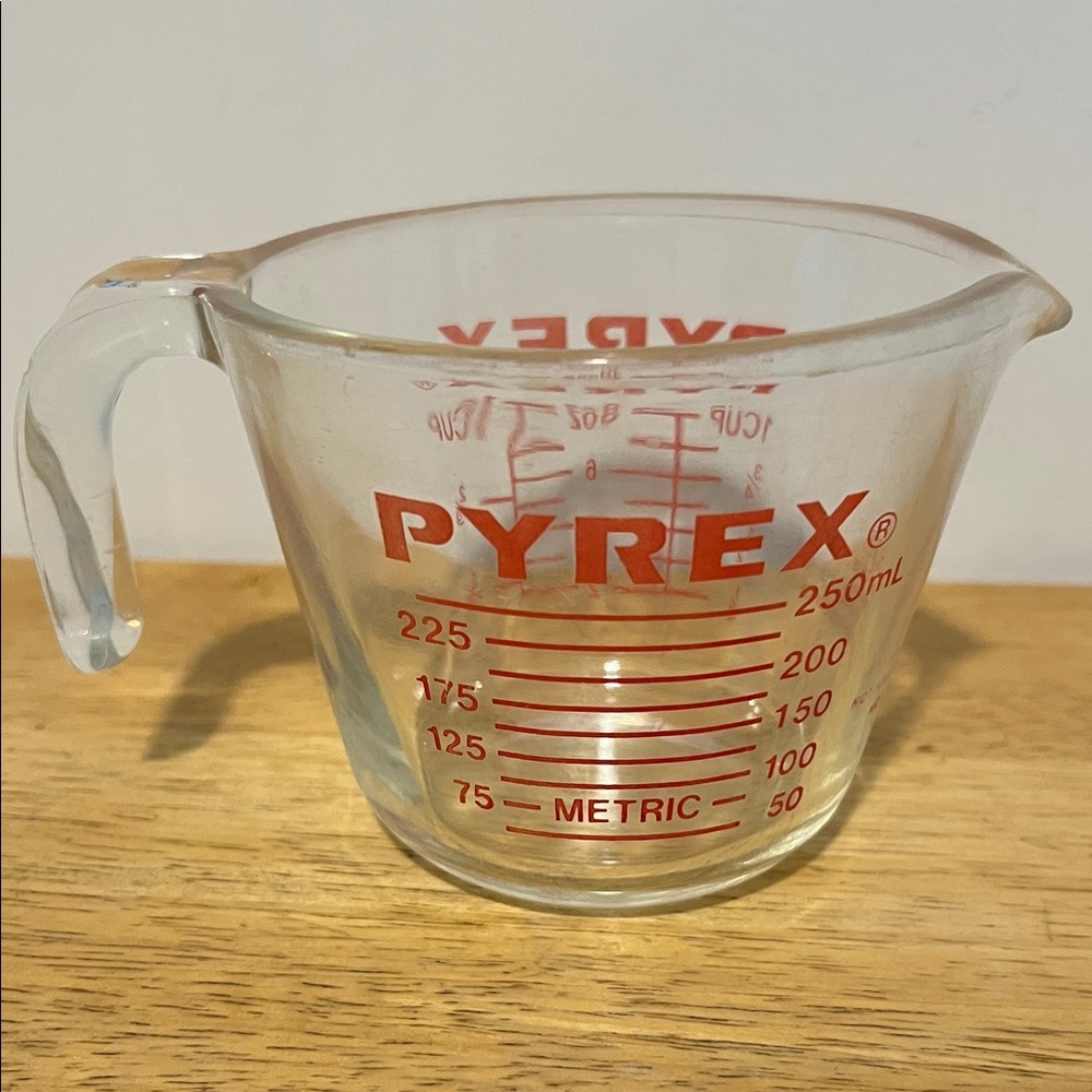 Pyrex Glass Measuring Cup with Red Markings